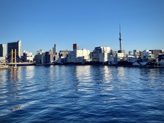 The Sumida River in eastern Tokyo, with Tokyo Skytree on the horizon — the geographical home of Edo Kiriko since 1834